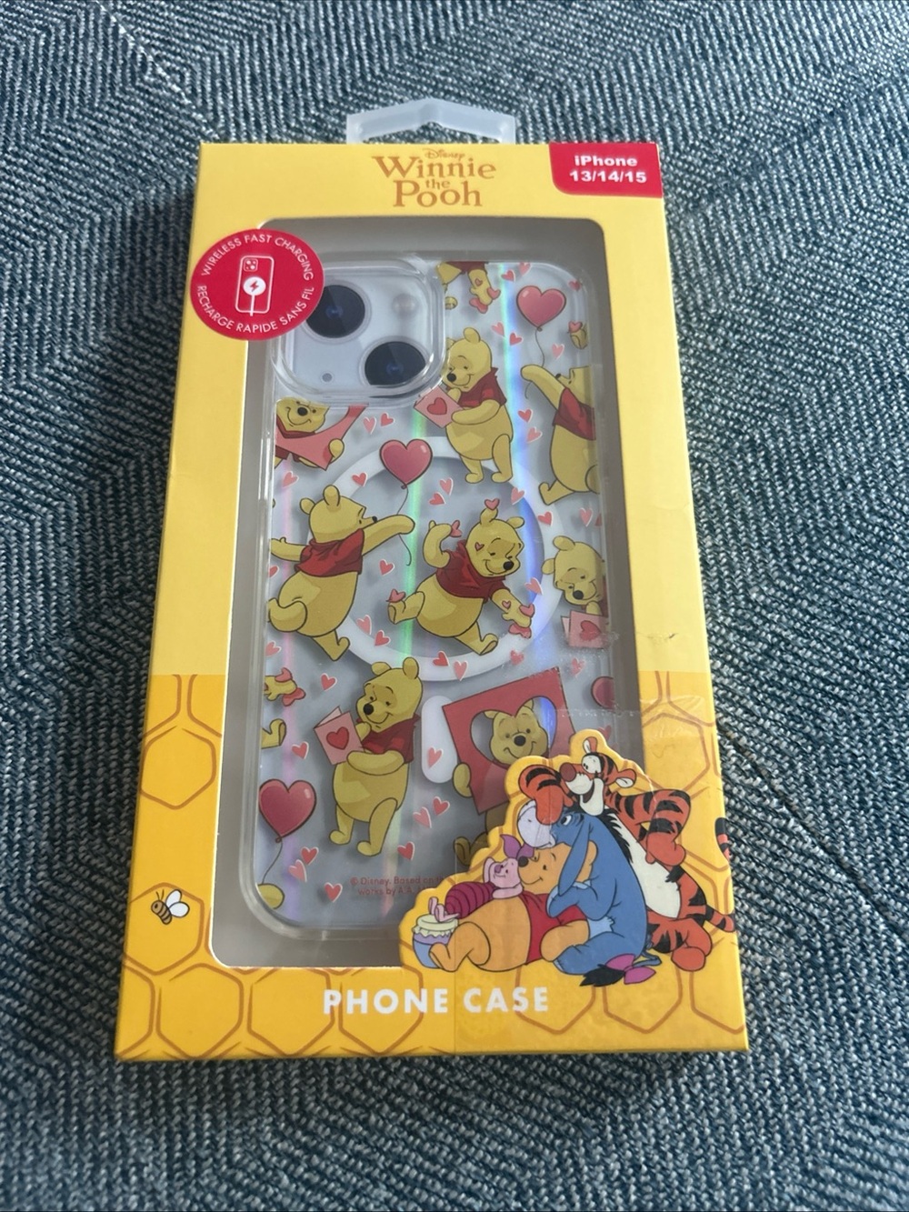 New Disney Winnie The Pooh iPhone 13/14/15  Phone Case W/ Hearts/balloons - Picture 2 of 11